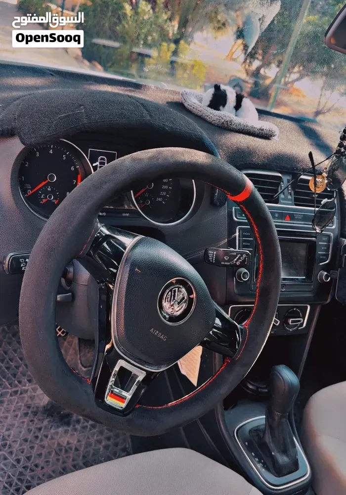 Volkswagen Polo 2015 photo 5