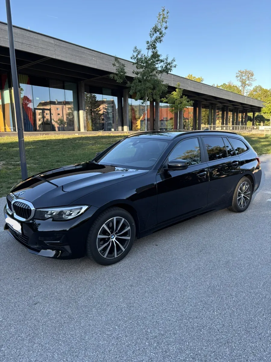 BMW 3 Series 2021 photo 2