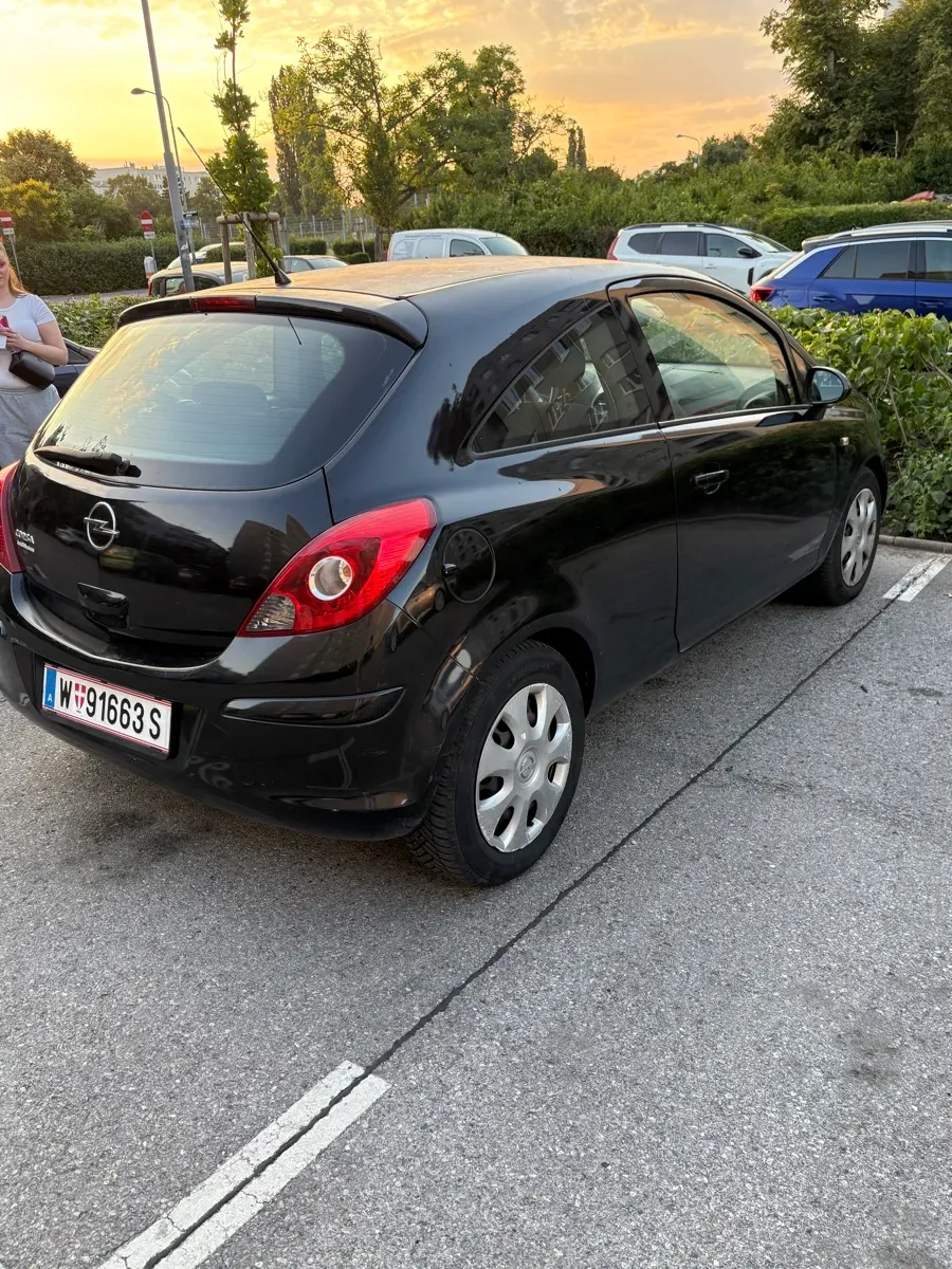Opel Corsa 2009 photo 3
