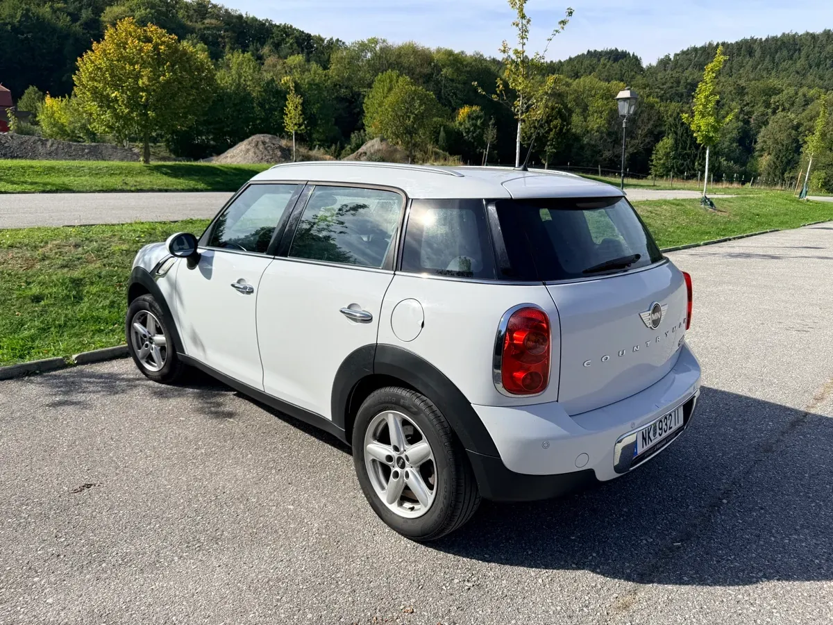 Mini Countryman 2012 photo 3