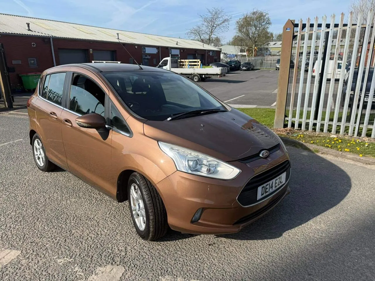 Ford B-Max 2014 photo 2