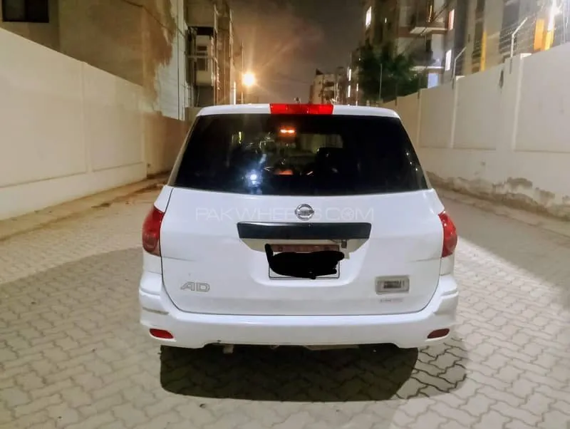 Nissan Ad Van