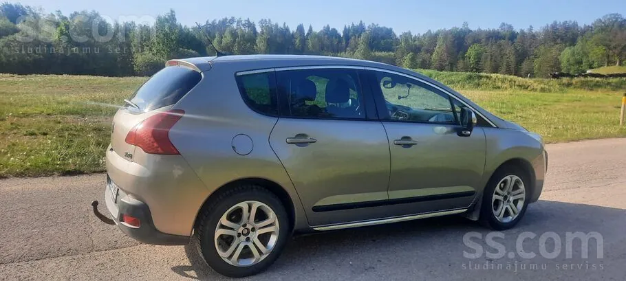 Peugeot 3008 2010 photo 2