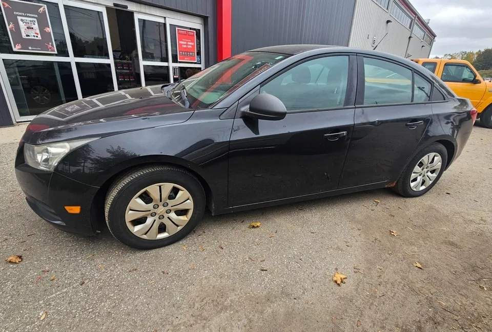 Chevrolet Cruze 2014 photo 3