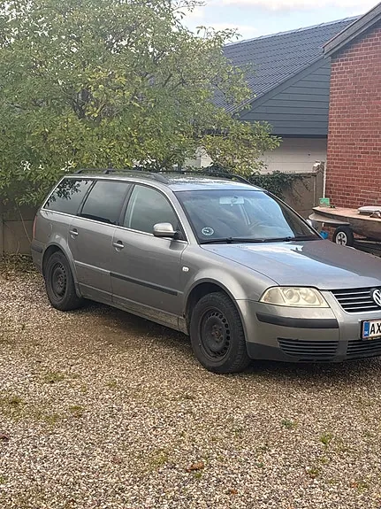 Volkswagen Passat 2003 photo 3