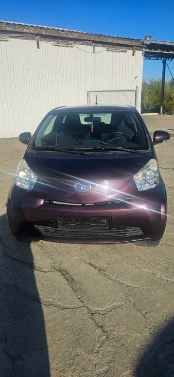 Toyota Iq