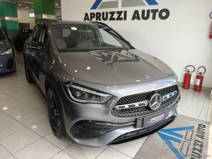 Mercedes-Benz Gla 2023 photo 2
