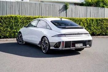 Hyundai Ioniq 6 2023 photo 4
