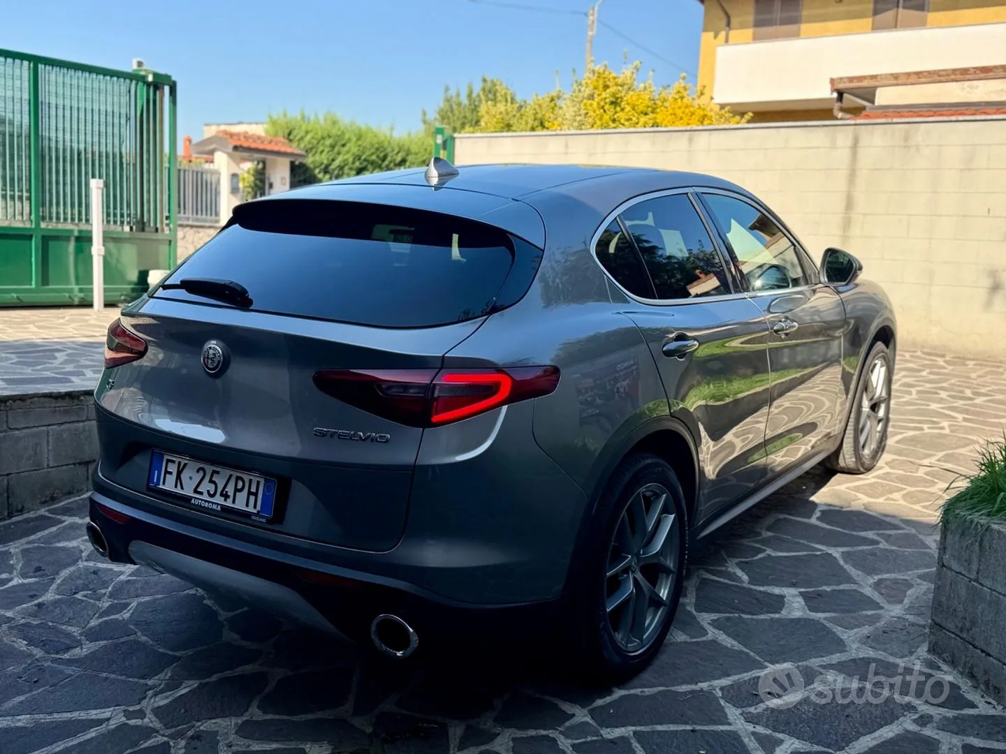 Alfa Romeo Stelvio 2017 photo 4
