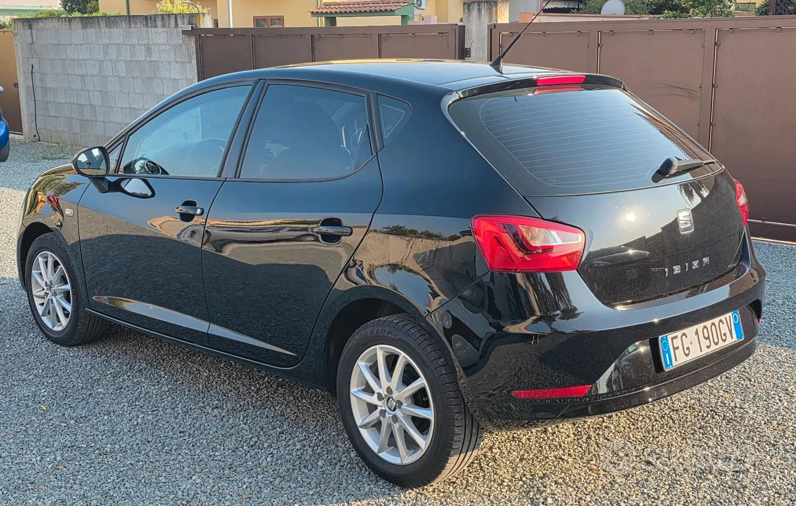 Seat Ibiza 2017 photo 3