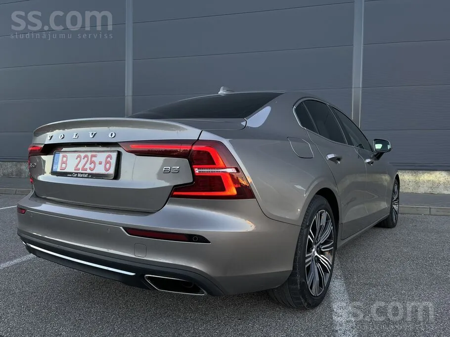 Volvo S60 2020 photo 4