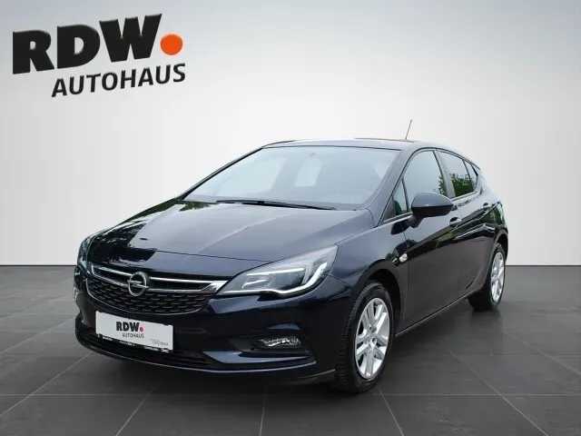 Opel Astra 2019 photo 2