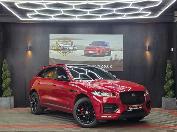 Jaguar F-Pace