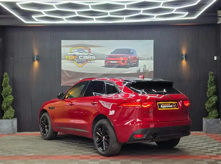 Jaguar F-Pace 2018 photo 4