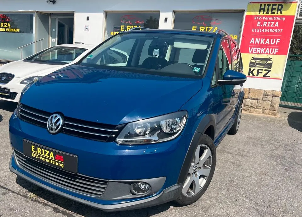Volkswagen Touran Cross