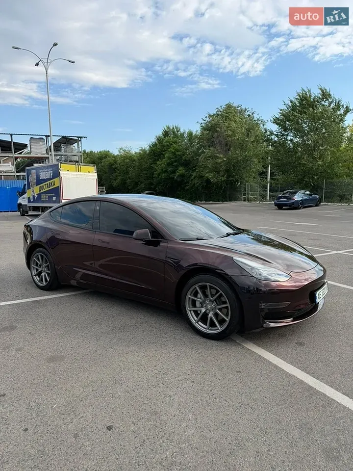 Tesla Model 3 2022 photo 4