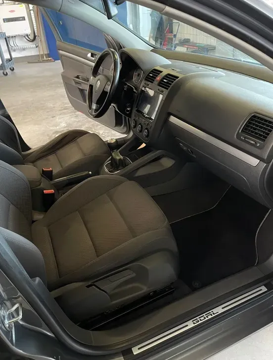 Volkswagen Golf 2006 photo 2