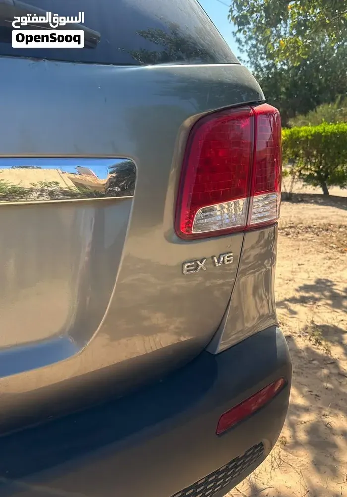Kia Sorento 2012 photo 4