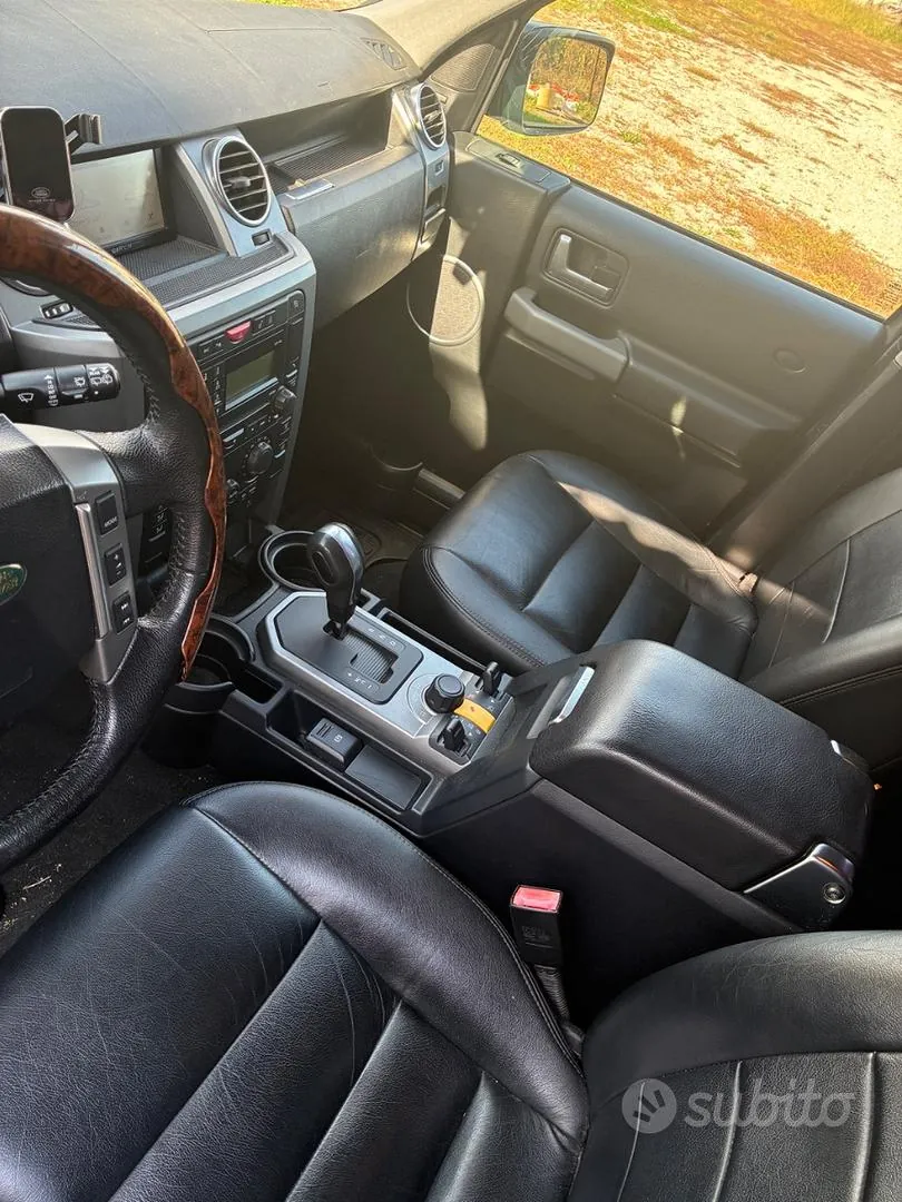 Land Rover Discovery 3 2007 photo 3