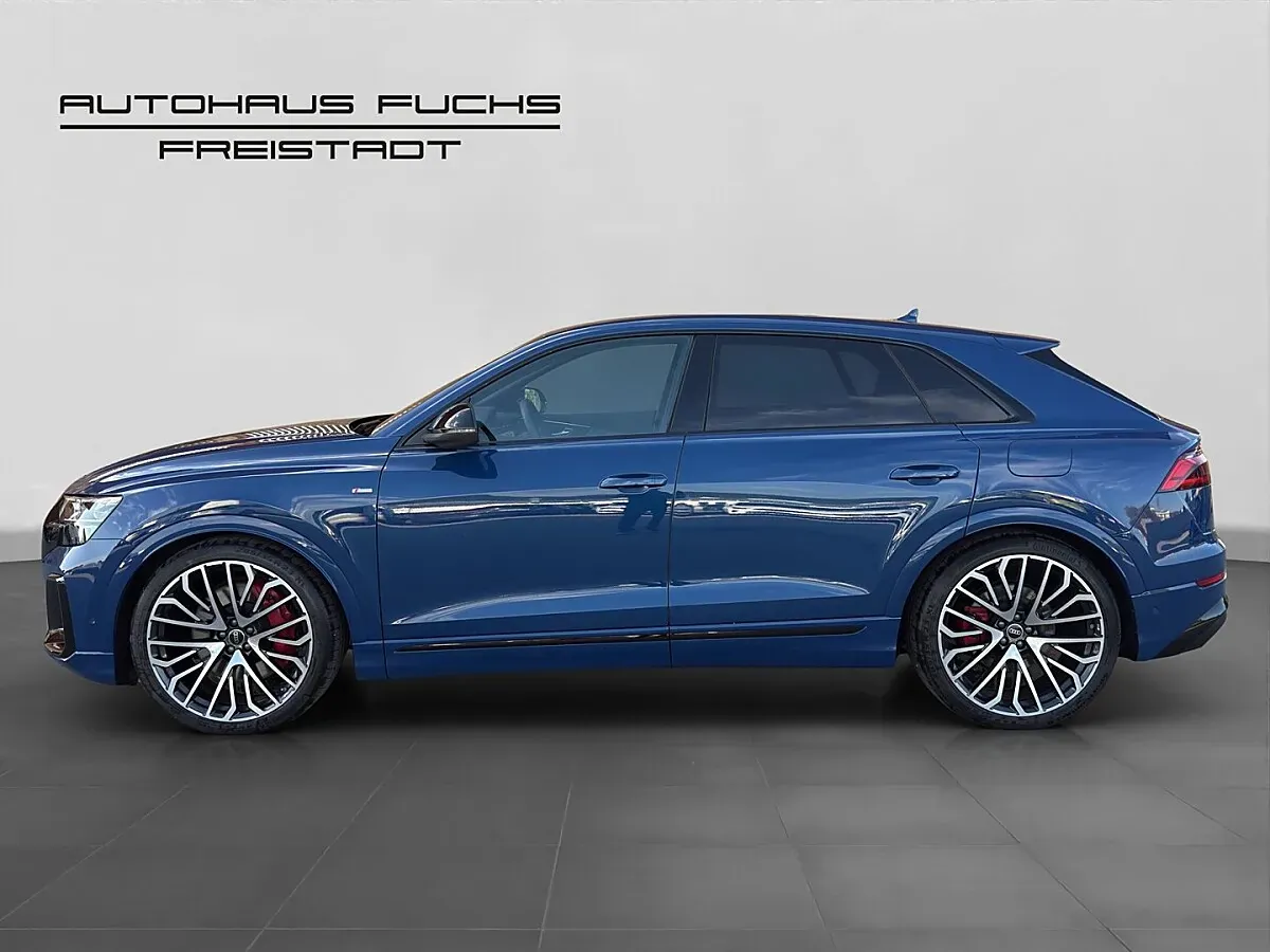 Audi Q8 2025 photo 2