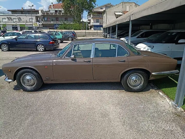 Jaguar Xj6 1971 photo 5