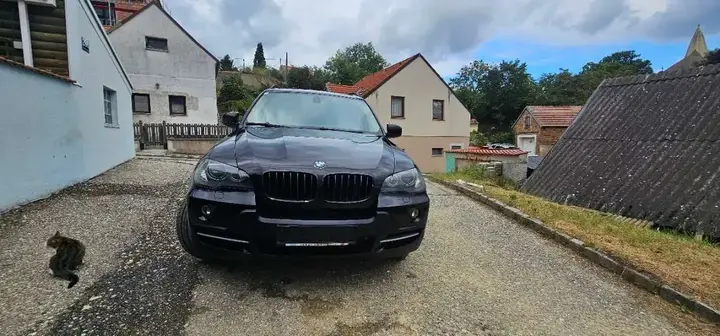 BMW X5 2008 photo 2