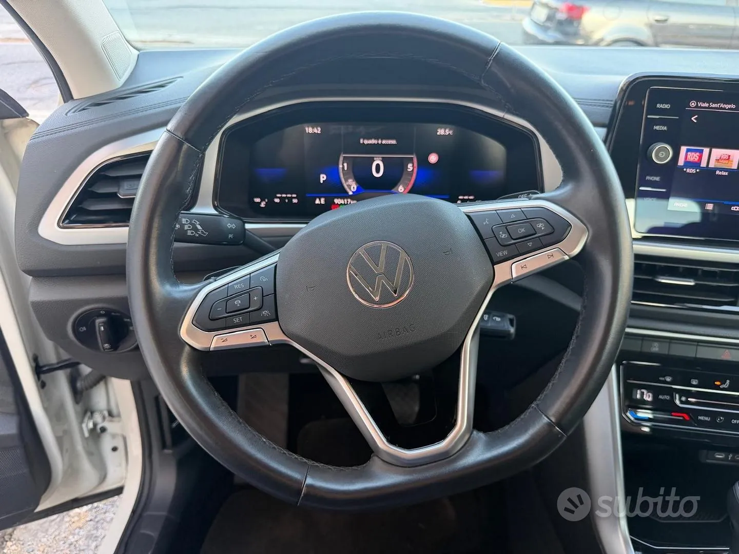 Volkswagen T-Roc 2023 photo 5