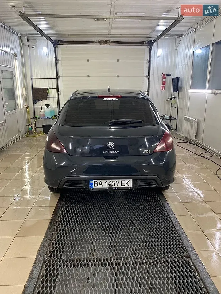 Peugeot 308 2011 photo 3