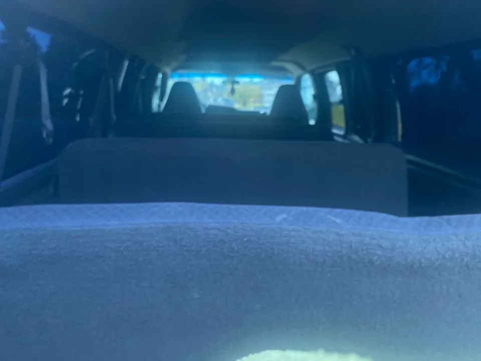 Chevrolet Van 2001 photo 5