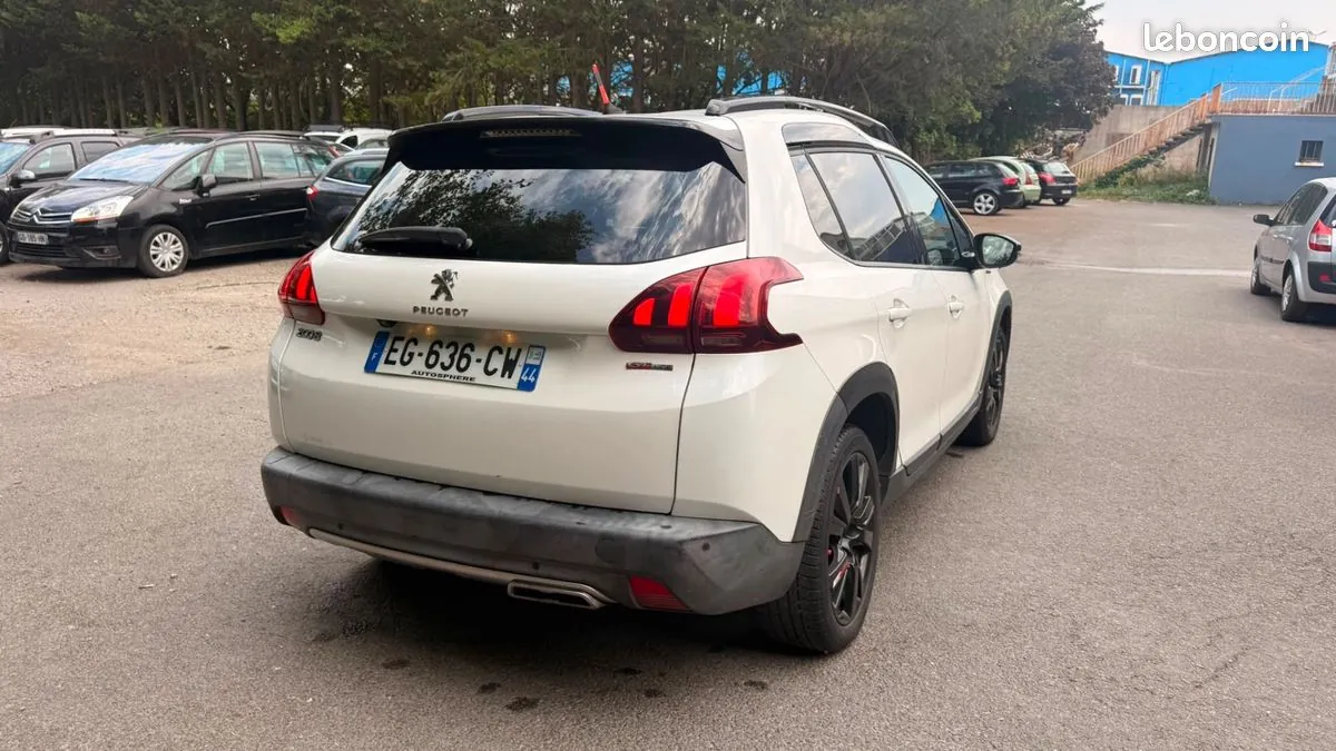 Peugeot 2008 2016 photo 4
