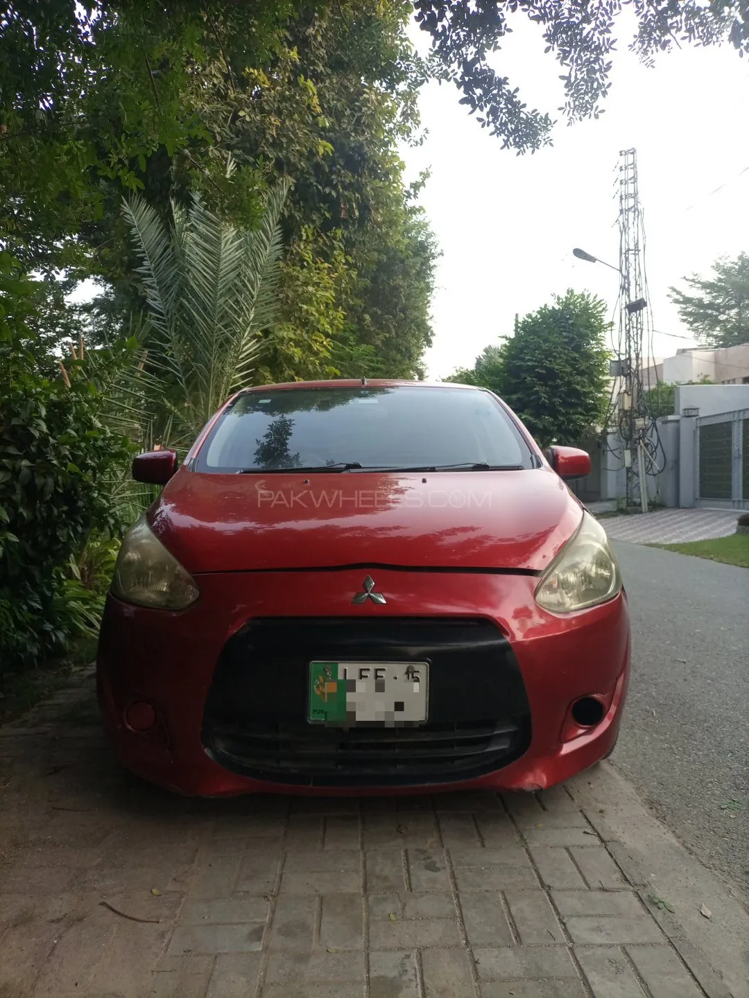 Mitsubishi Mirage