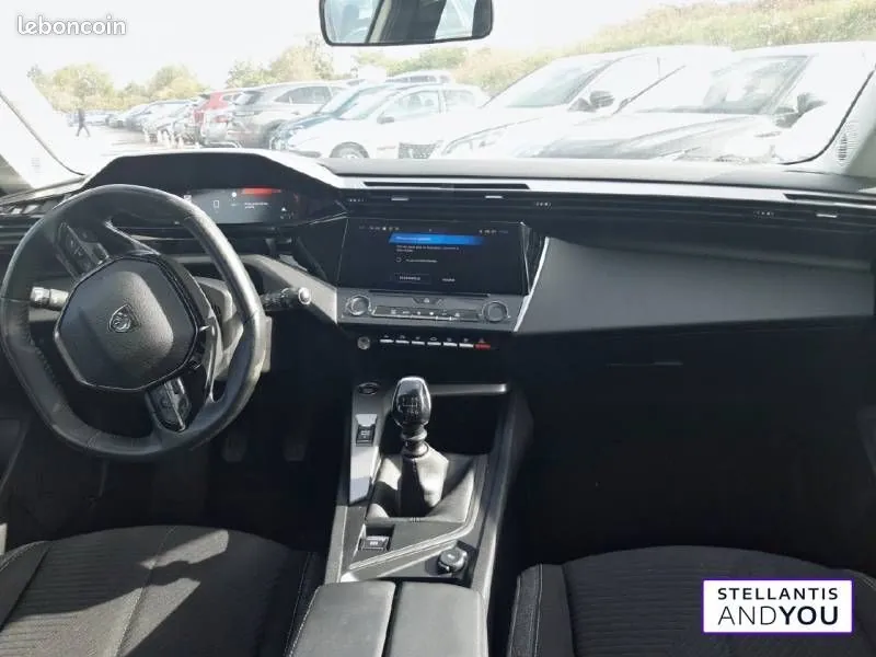 Peugeot 308 2022 photo 2