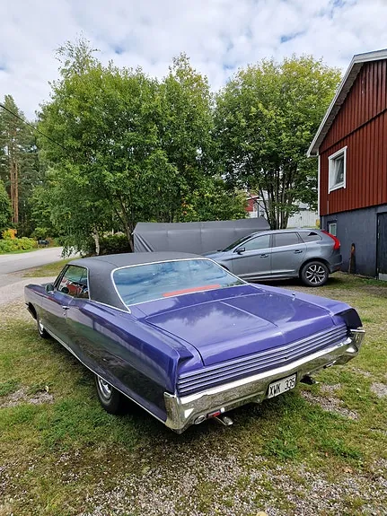 Pontiac Grand Prix 1966 photo 3