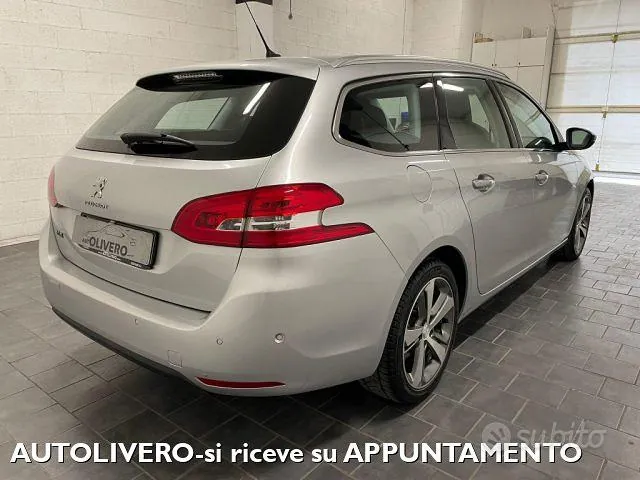Peugeot 308 2015 photo 4