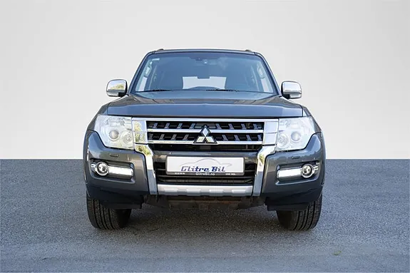 Mitsubishi Pajero 2015 photo 5