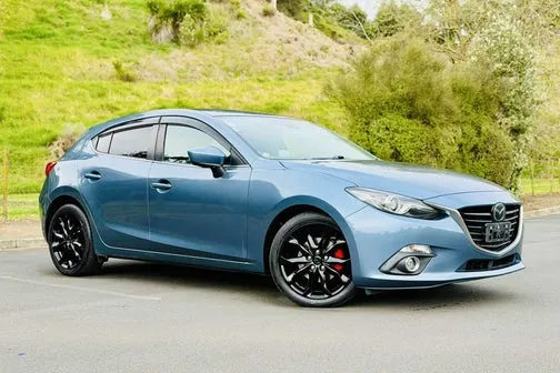 Mazda Axela