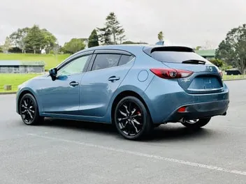 Mazda Axela 2013 photo 4