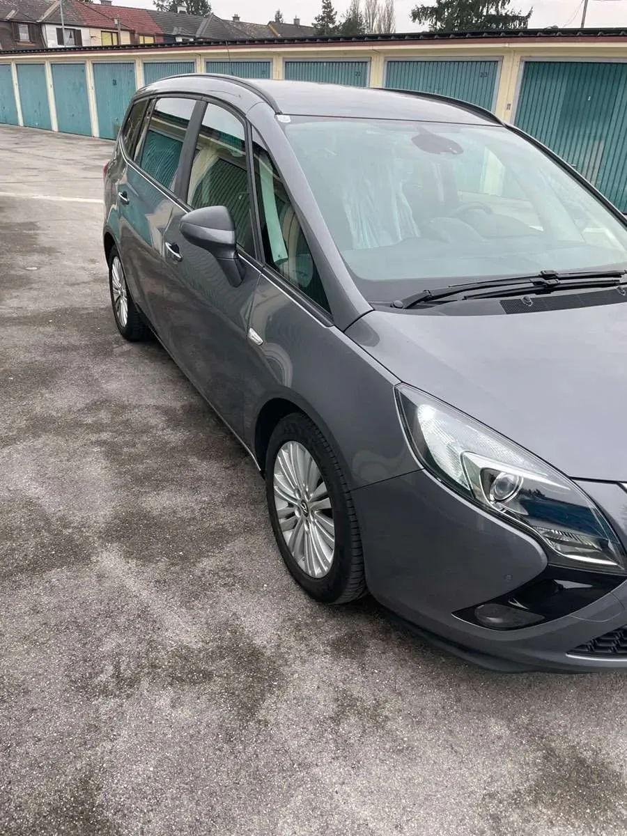 Opel Zafira Tourer 2015 photo 2