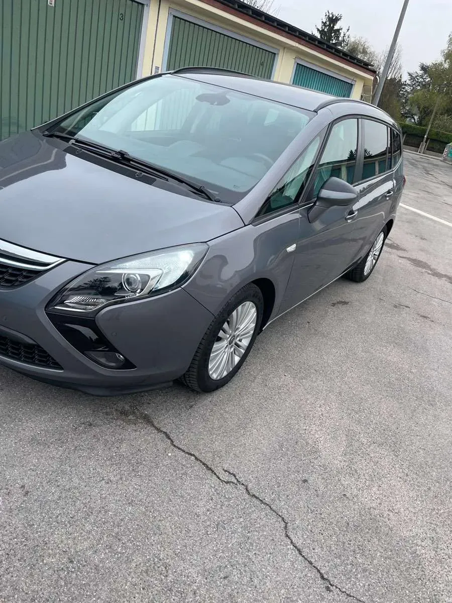 Opel Zafira Tourer