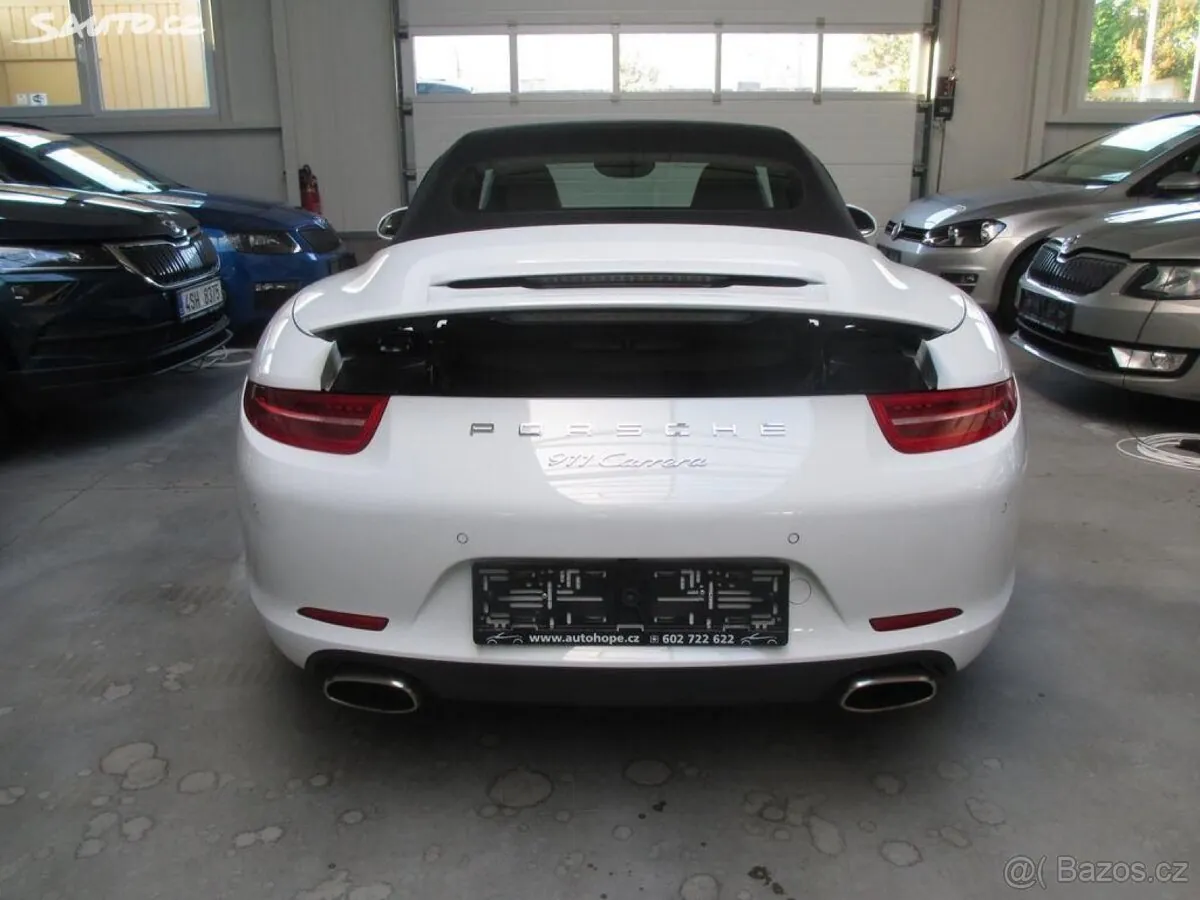 Porsche 911 Carrera 2015 photo 5