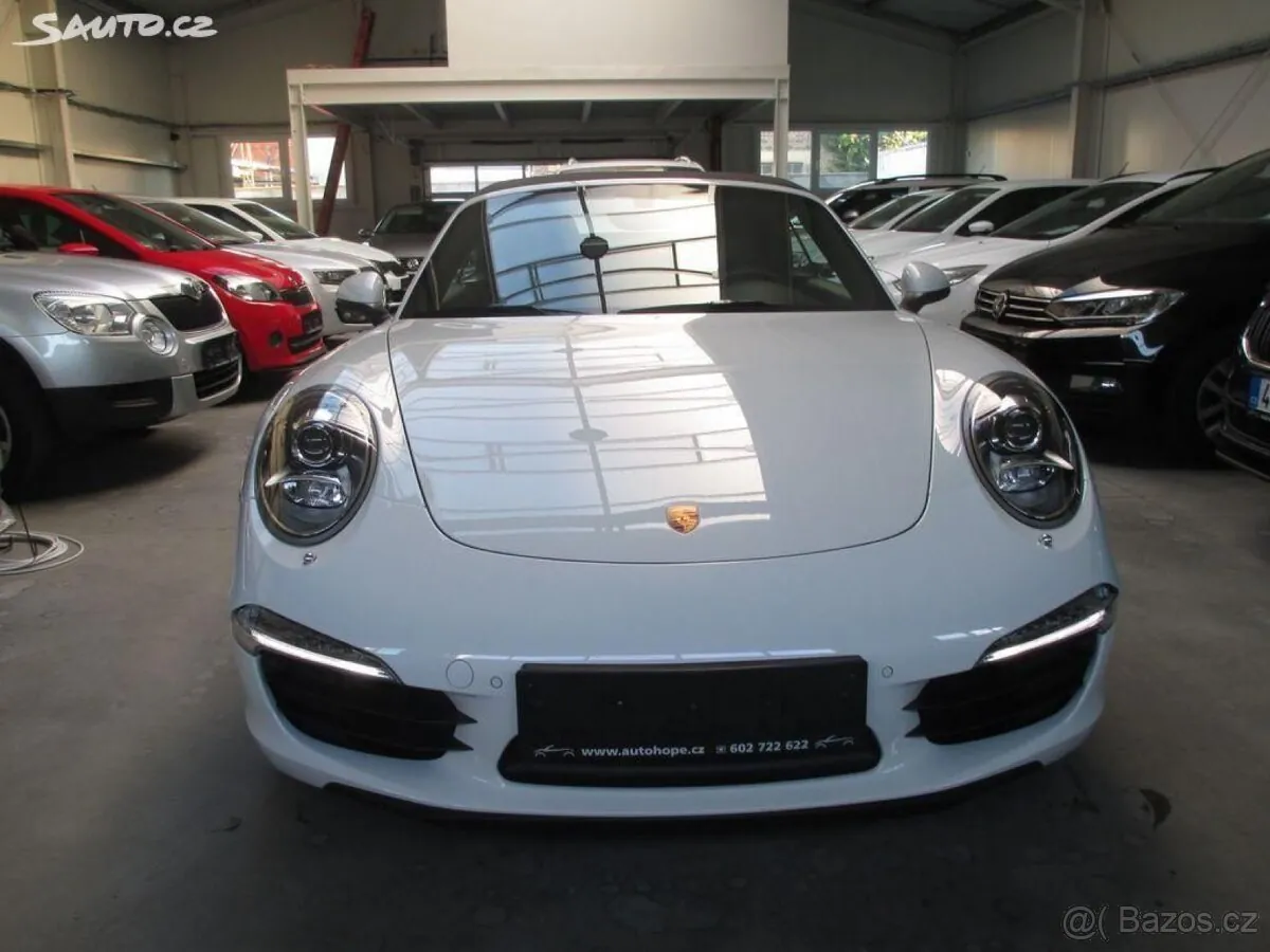 Porsche 911 Carrera 2015 photo 2