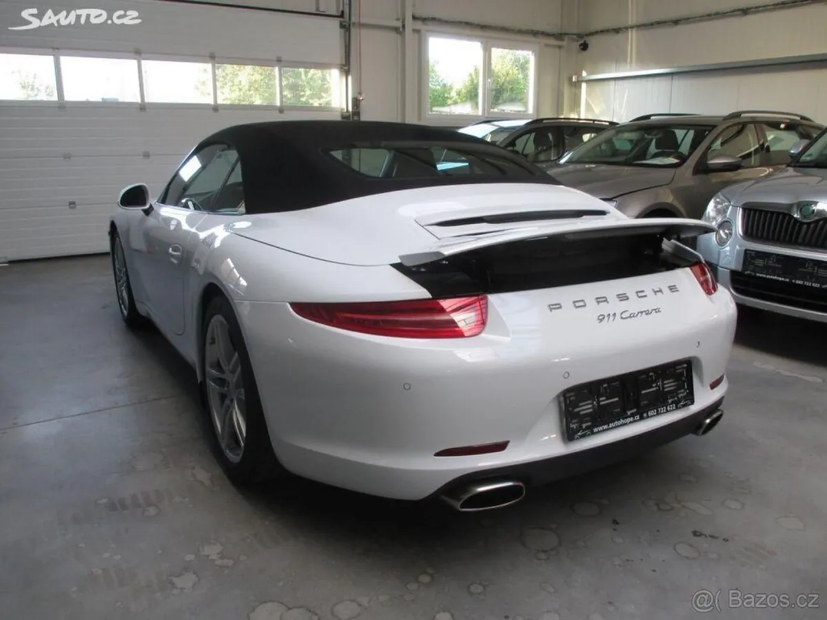 Porsche 911 Carrera 2015 photo 4