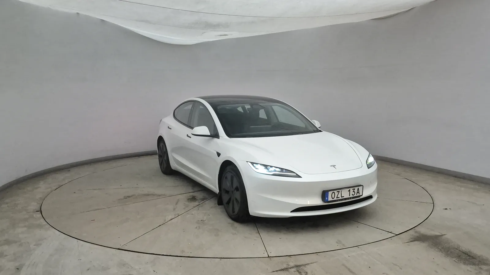 Tesla Model 3 Long Range