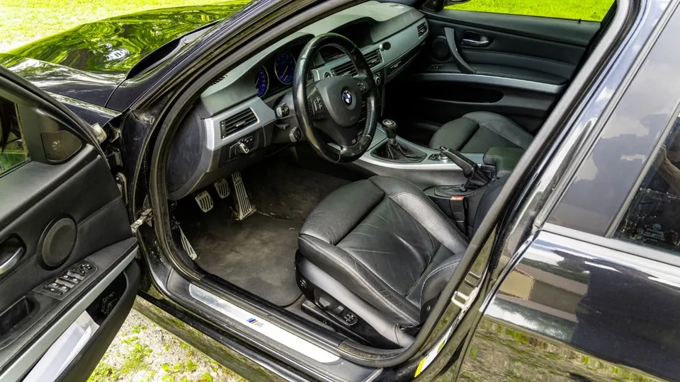 BMW 328Xi 2009 photo 4