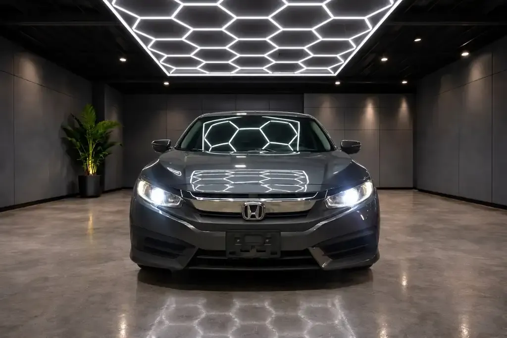 Honda Civic 2017 photo 2