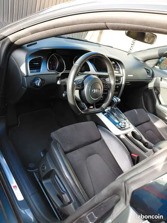 Audi A5 2012 photo 3