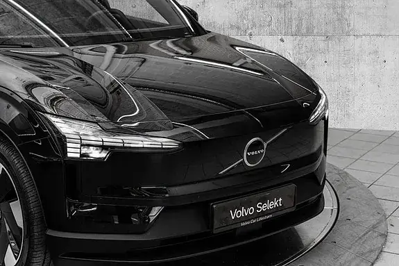 Volvo Ex30 2025 photo 2