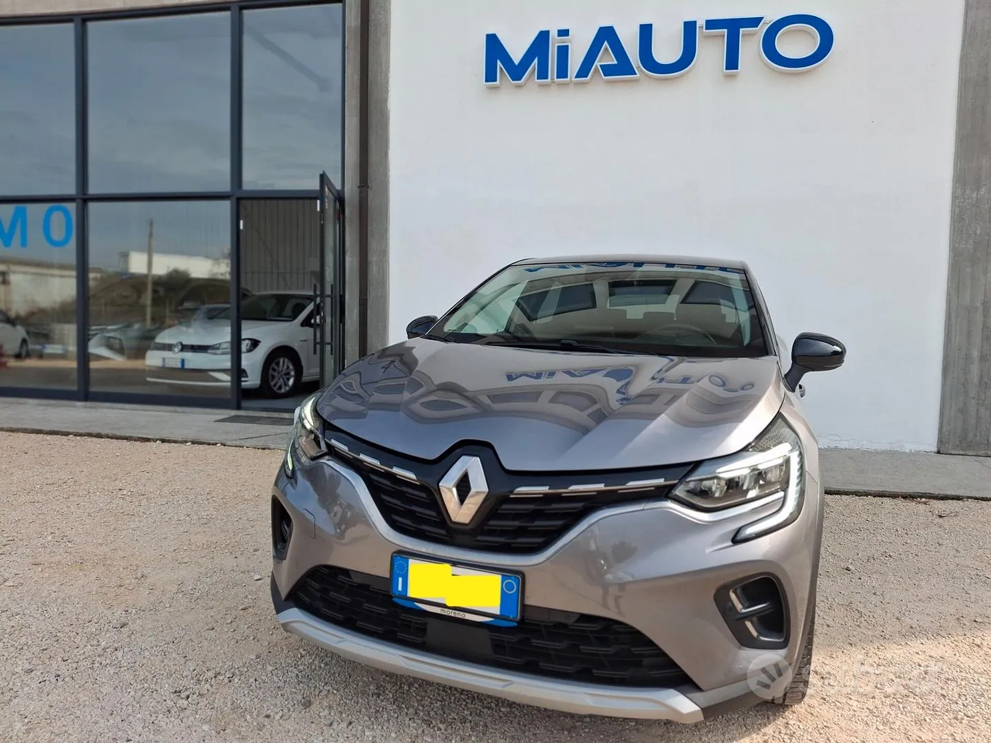 Renault Captur 2023 photo 2