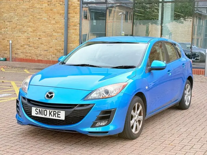 Mazda Mazda3 2010 photo 3