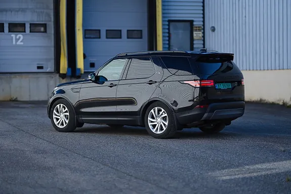 Land Rover Discovery 5 2019 photo 3
